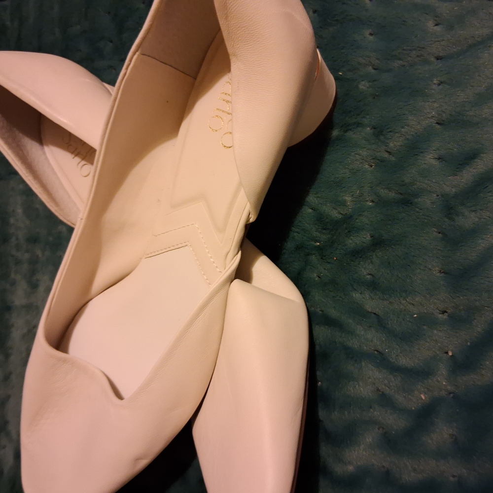 Chic Cream Flats